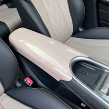 Carregar imagem no visualizador da galeria, Car Central Armrest Boxs Cover for Byd Seagull 22 23 24 Abs Auto Console Armrest Box Panel Lower Anti Kick Protective Accessorie