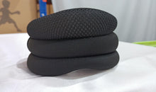 Carregar imagem no visualizador da galeria, Colar cervical de espuma aprimorado para alívio da dor e pressão na coluna vertebral, com suporte ajustável para o pescoço.
